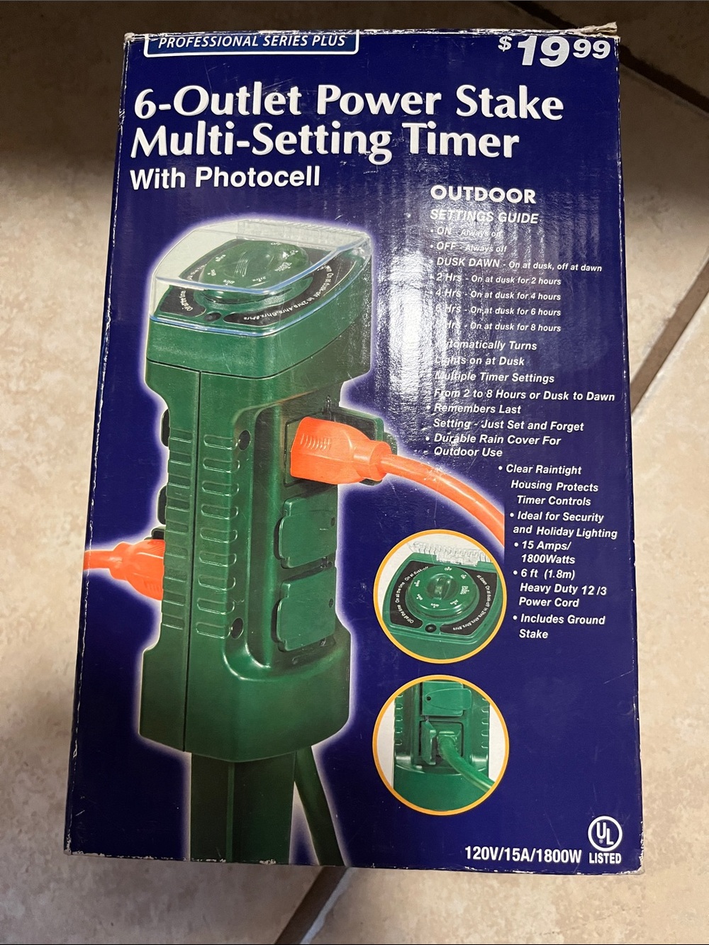 6-Outlet Outdoor Power Stake Multi-Setting Timer with Photocell - Green